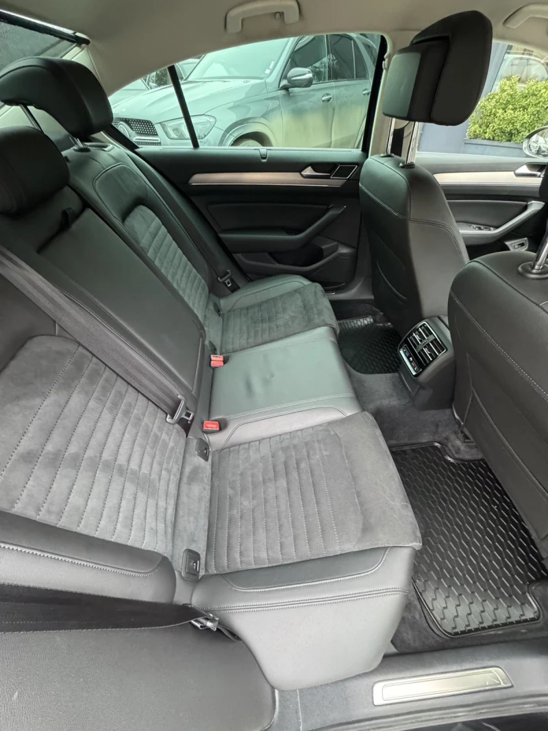 VW Passat HIGHLINE 4MOTION, снимка 11 - Автомобили и джипове - 53417488