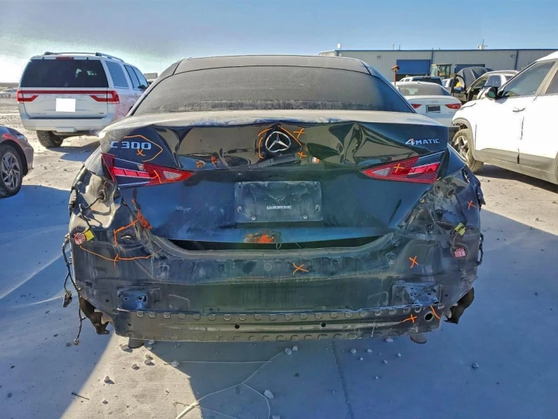 Mercedes-Benz C 300 4MATIC, снимка 6 - Автомобили и джипове - 53501919