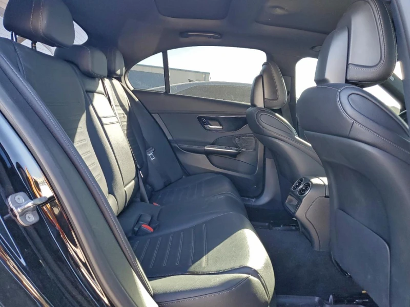 Mercedes-Benz C 300 4MATIC, снимка 10 - Автомобили и джипове - 53501919