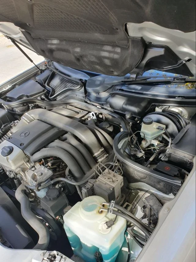 Mercedes-Benz E 250 W210 на реални 42000км - изображение 6