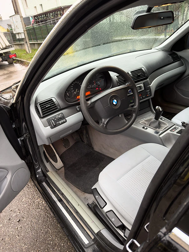 BMW 320, снимка 5 - Автомобили и джипове - 52593179