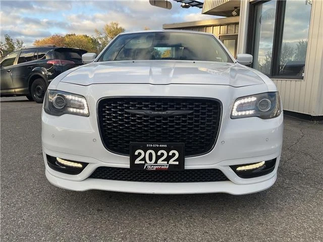 Chrysler 300c Touring L 4dr All-Wheel Drive | Mobile.bg � ����������� 2