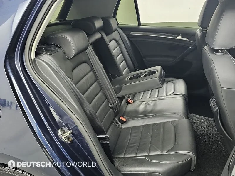 VW Golf 1.4 Tsi Premium, снимка 12 - Автомобили и джипове - 55830320