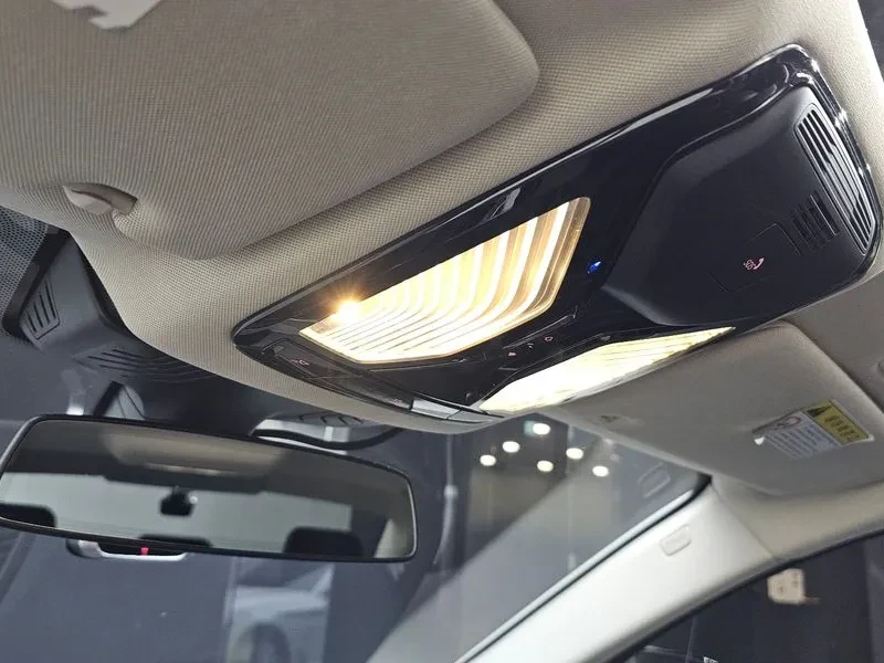 BMW 530 (G30) 530I Luxury Plus, снимка 17 - Автомобили и джипове - 56114565