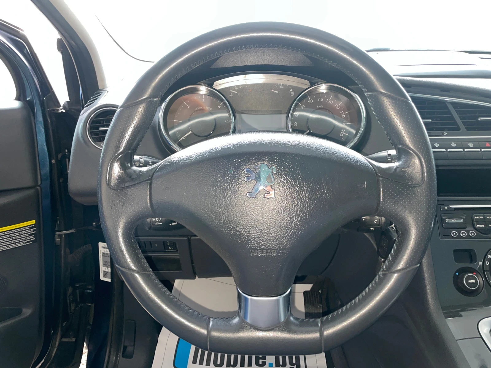 Peugeot 5008 ПАНОРАМА///РАДАР///НАВИ///Хед ъп///ТВ///7м - изображение 2