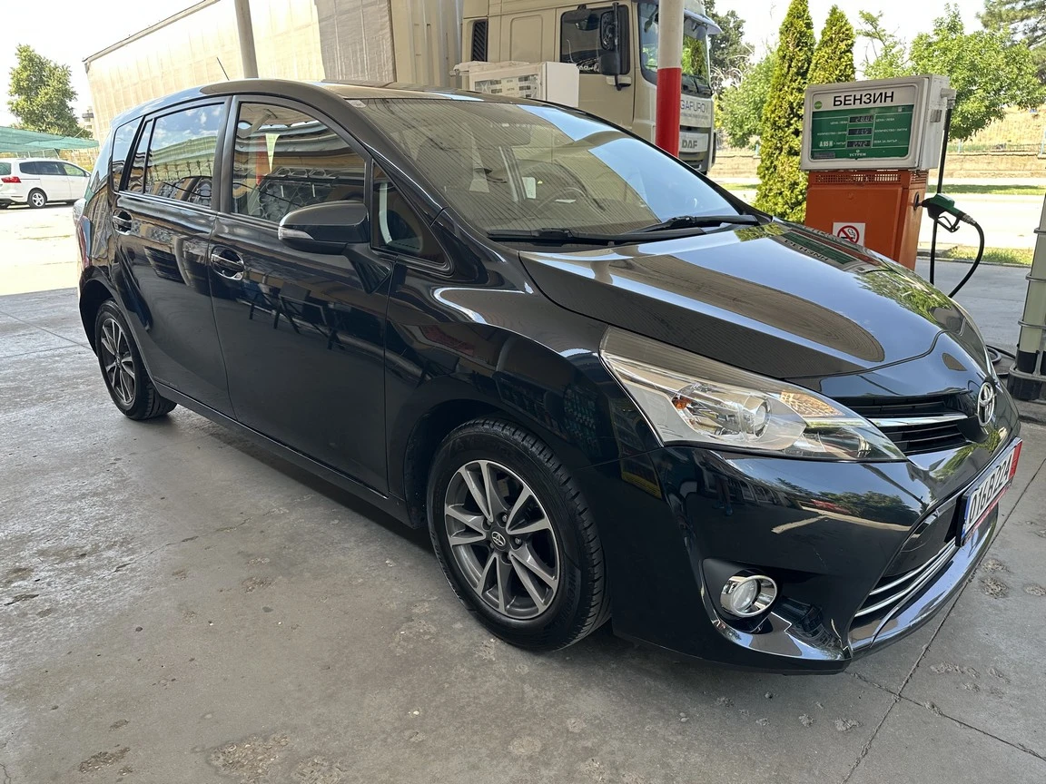 Toyota Verso 2.0d4d 125ks NAVI - изображение 3