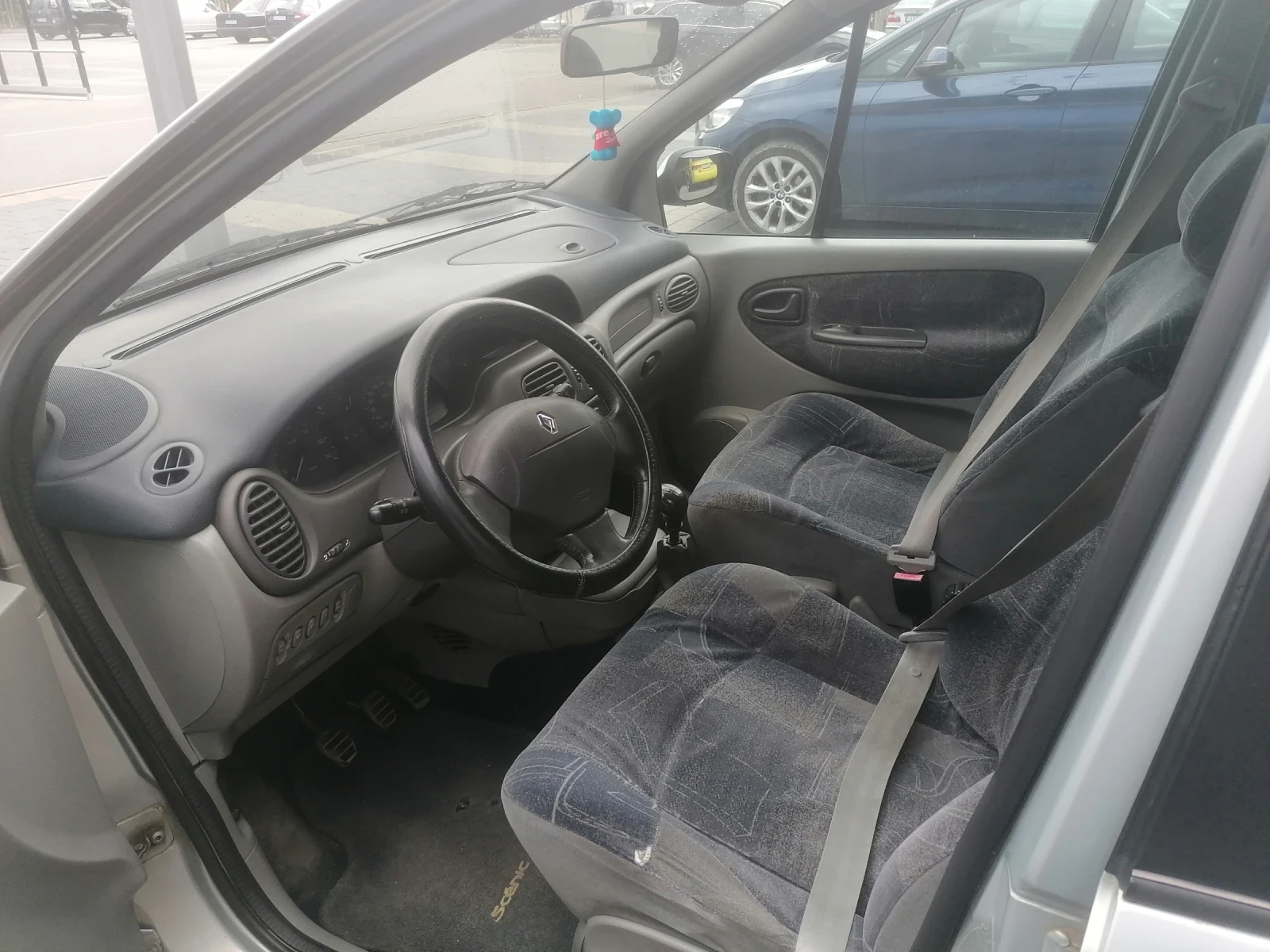Renault Scenic 1.6 -107к.с. - изображение 8