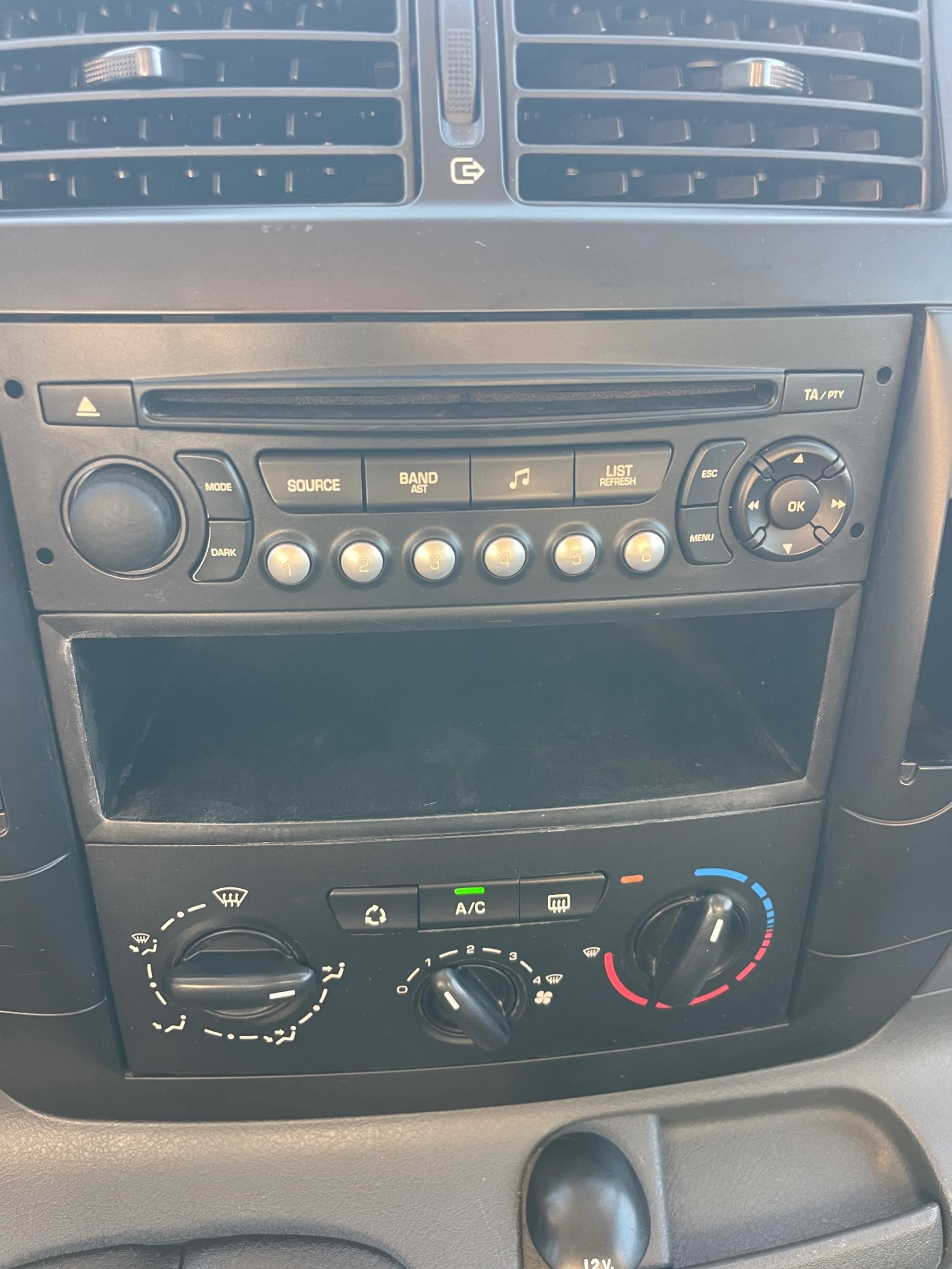 Peugeot Expert Климатик - изображение 8