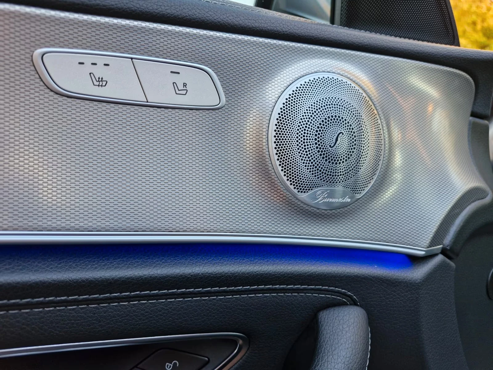 Mercedes-Benz E 300 AMG/245HP/NAVI/360/LED/AMBI/PANO/787v | Mobile.bg   16