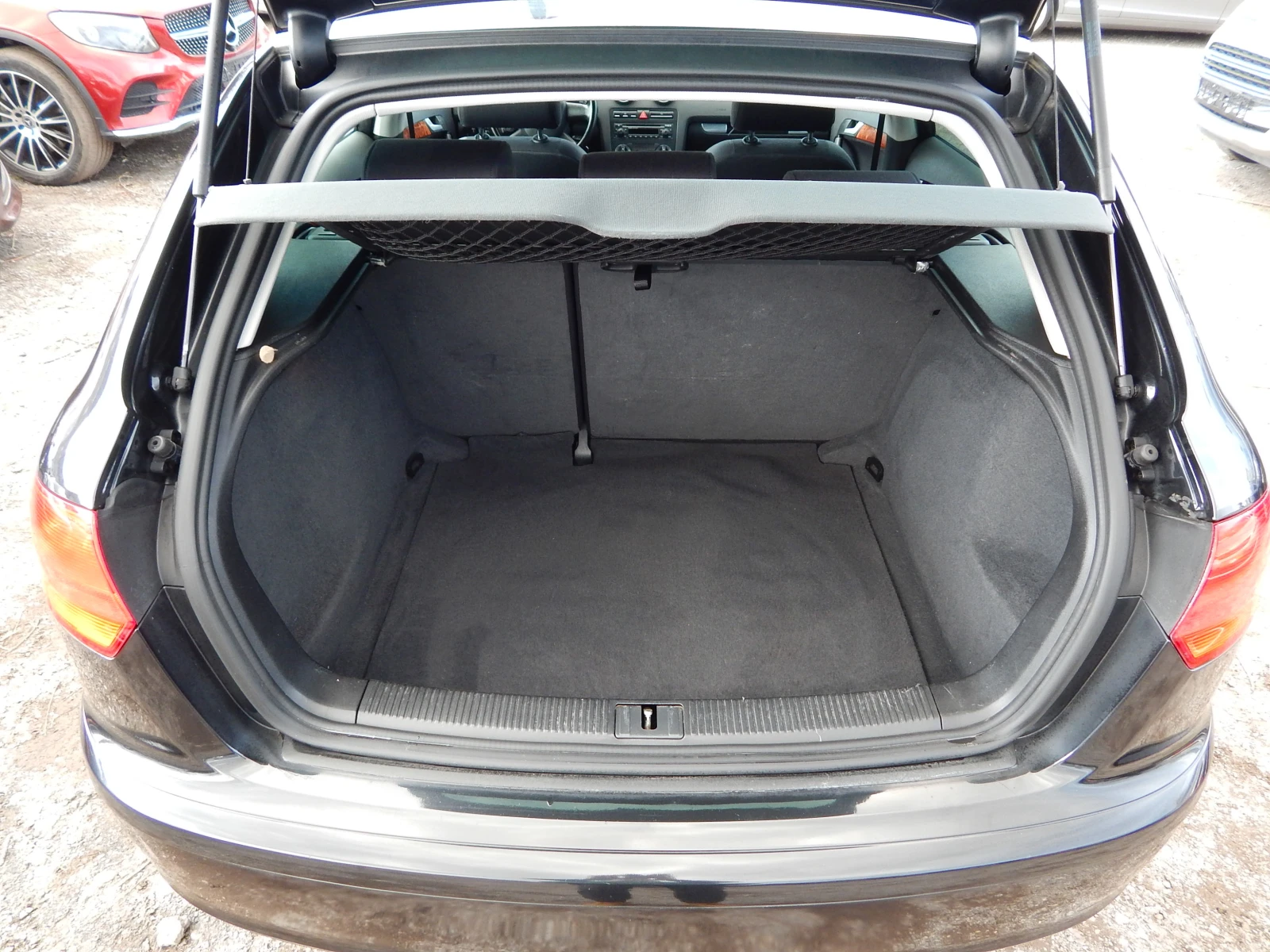 Audi A3 1.6i* 102k.* РЕАЛНИ КИЛОМЕТРИ*  - изображение 7