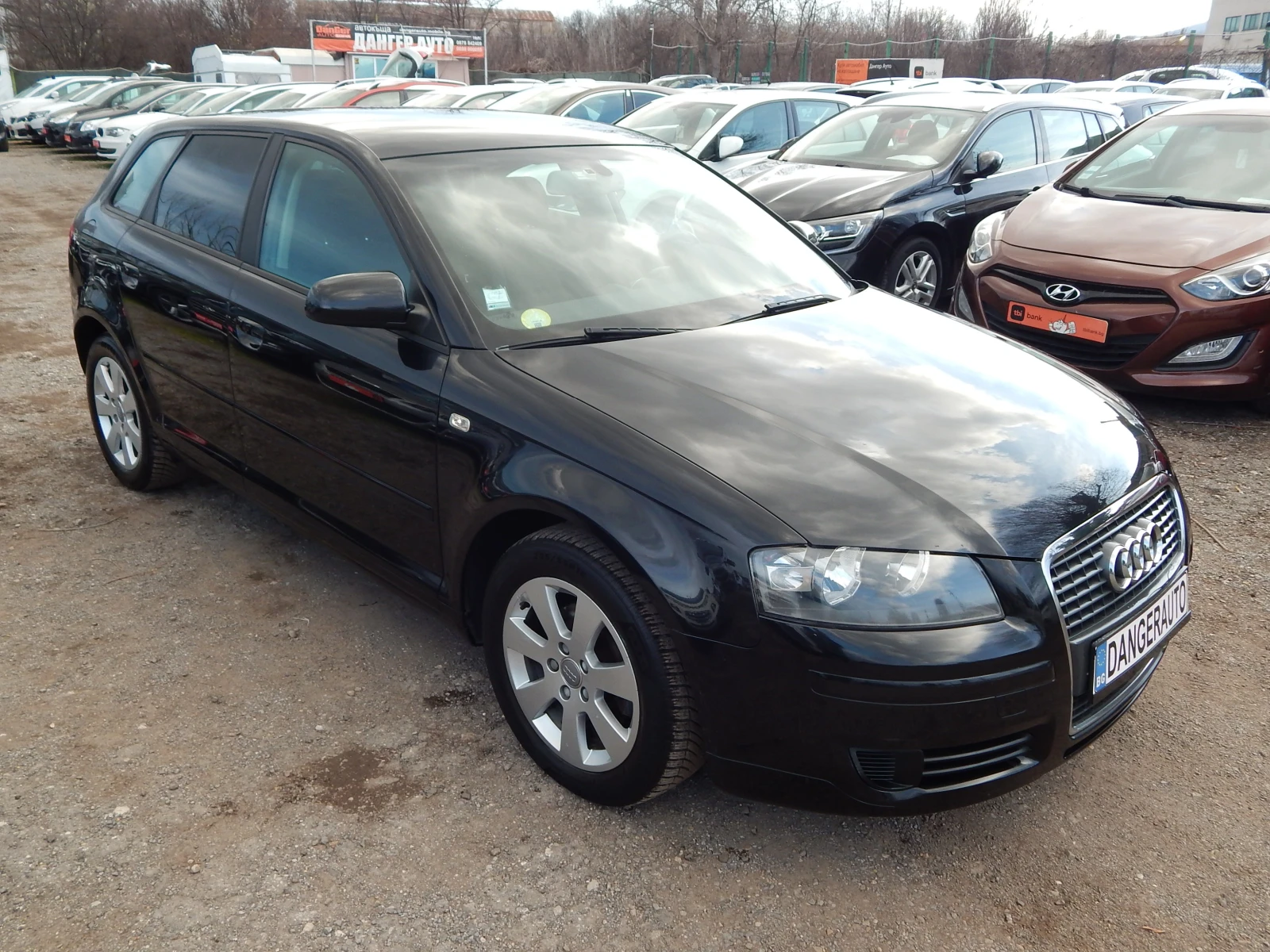 Audi A3 1.6i* 102k.* РЕАЛНИ КИЛОМЕТРИ*  - изображение 3