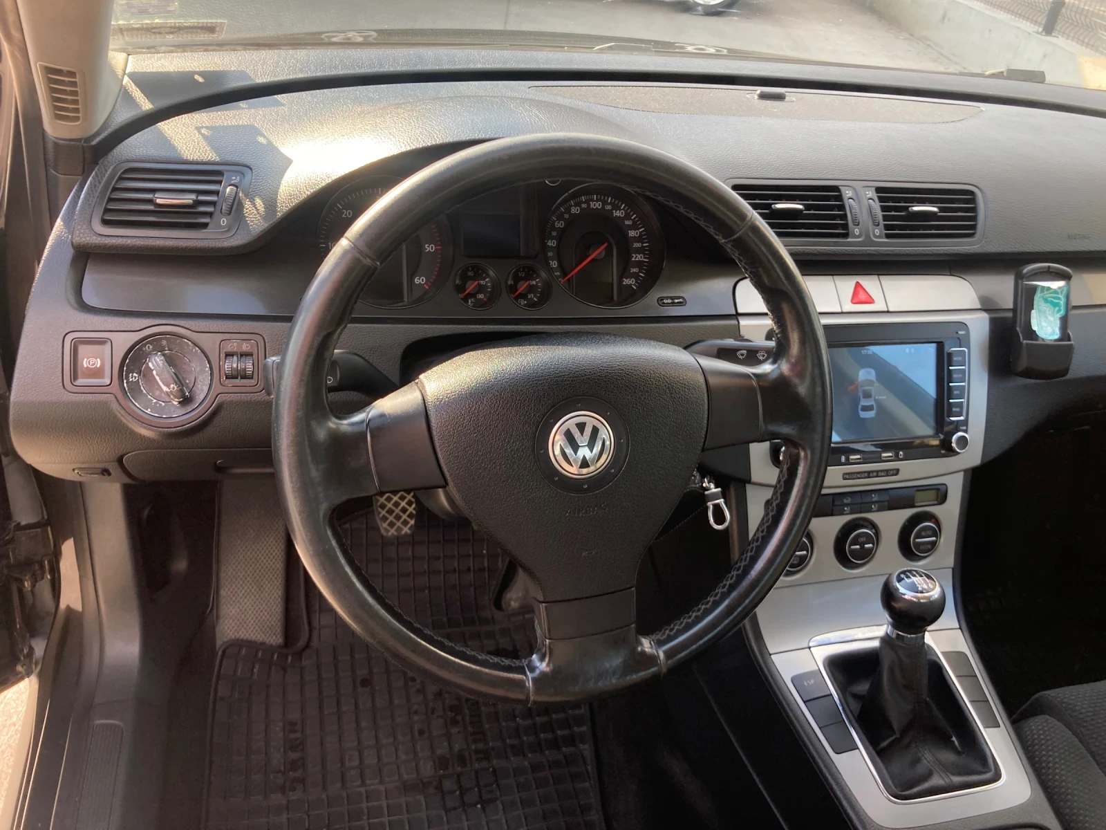 VW Passat  - изображение 8