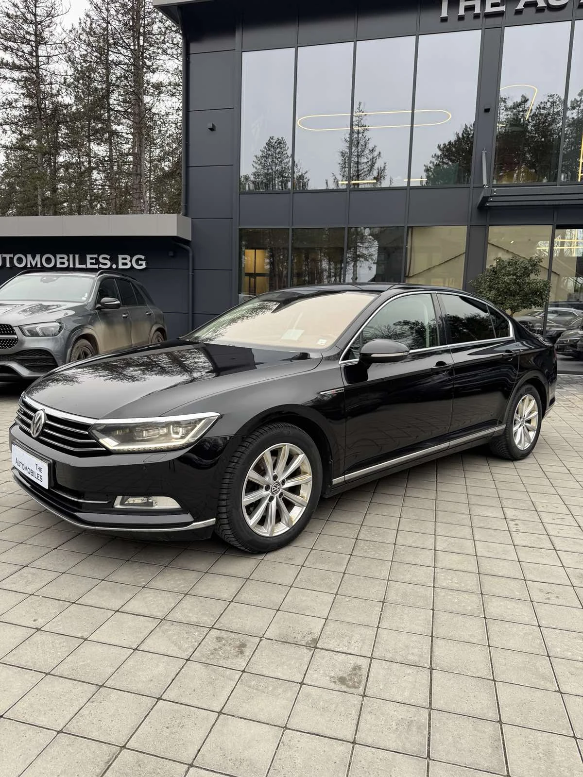 VW Passat HIGHLINE 4MOTION - изображение 3