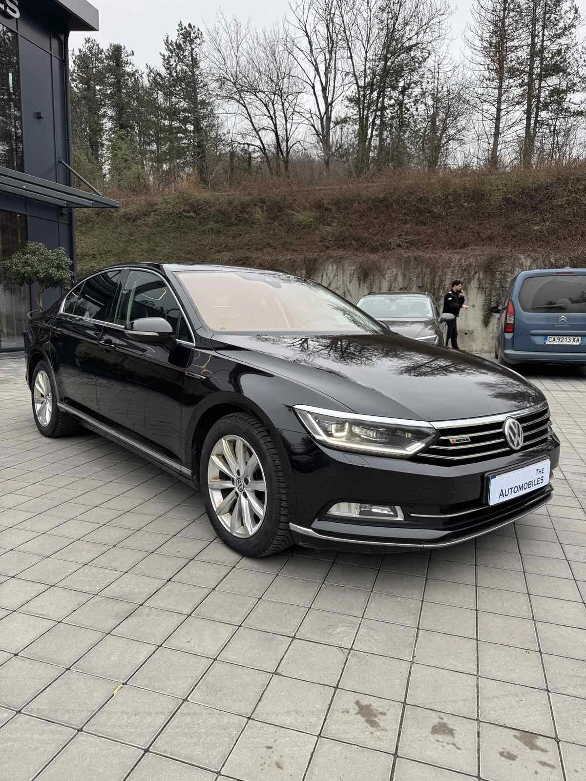 VW Passat HIGHLINE 4MOTION - изображение 2