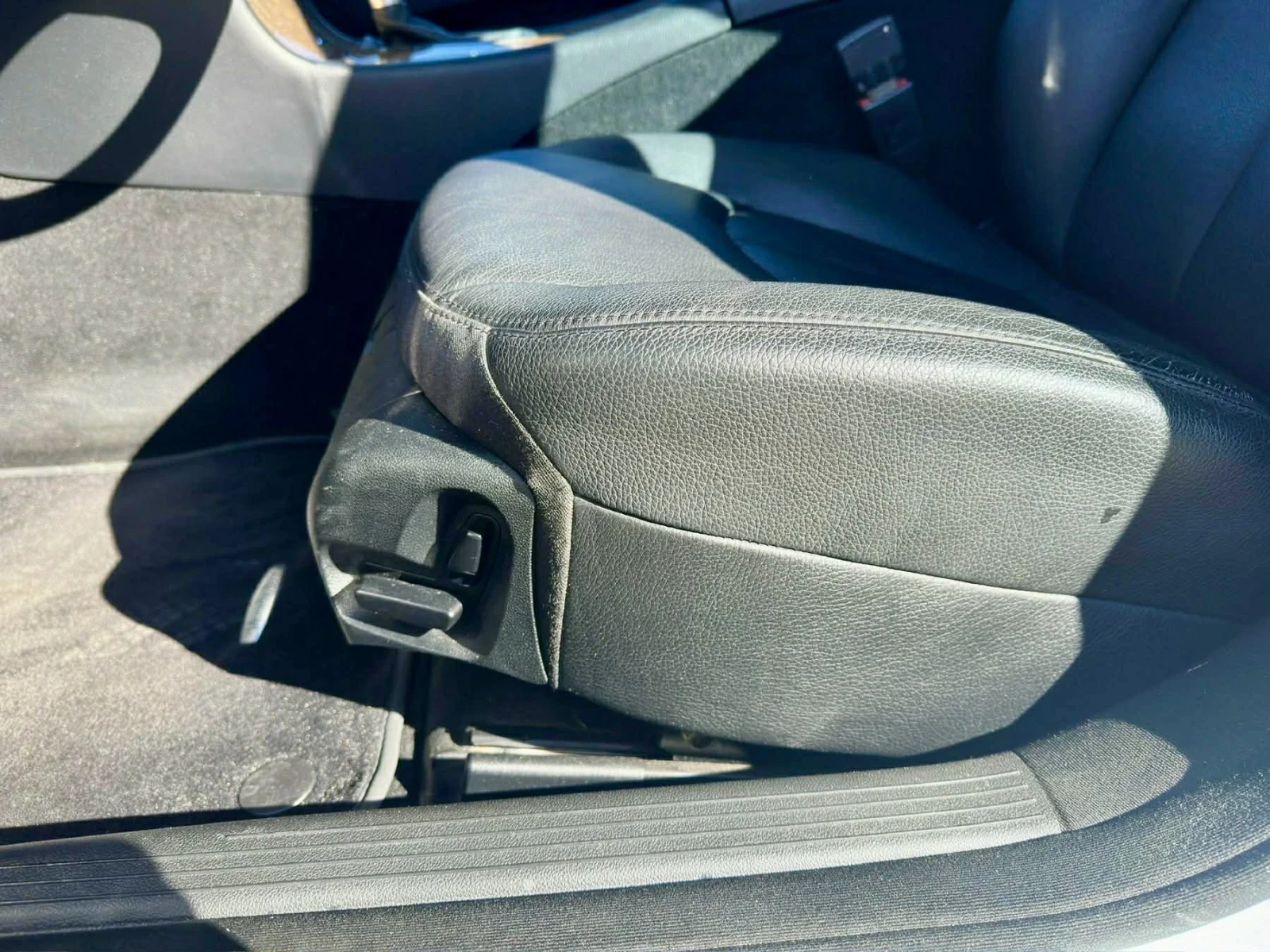 Mercedes-Benz E 220 W211, снимка 13 - Автомобили и джипове - 53684837