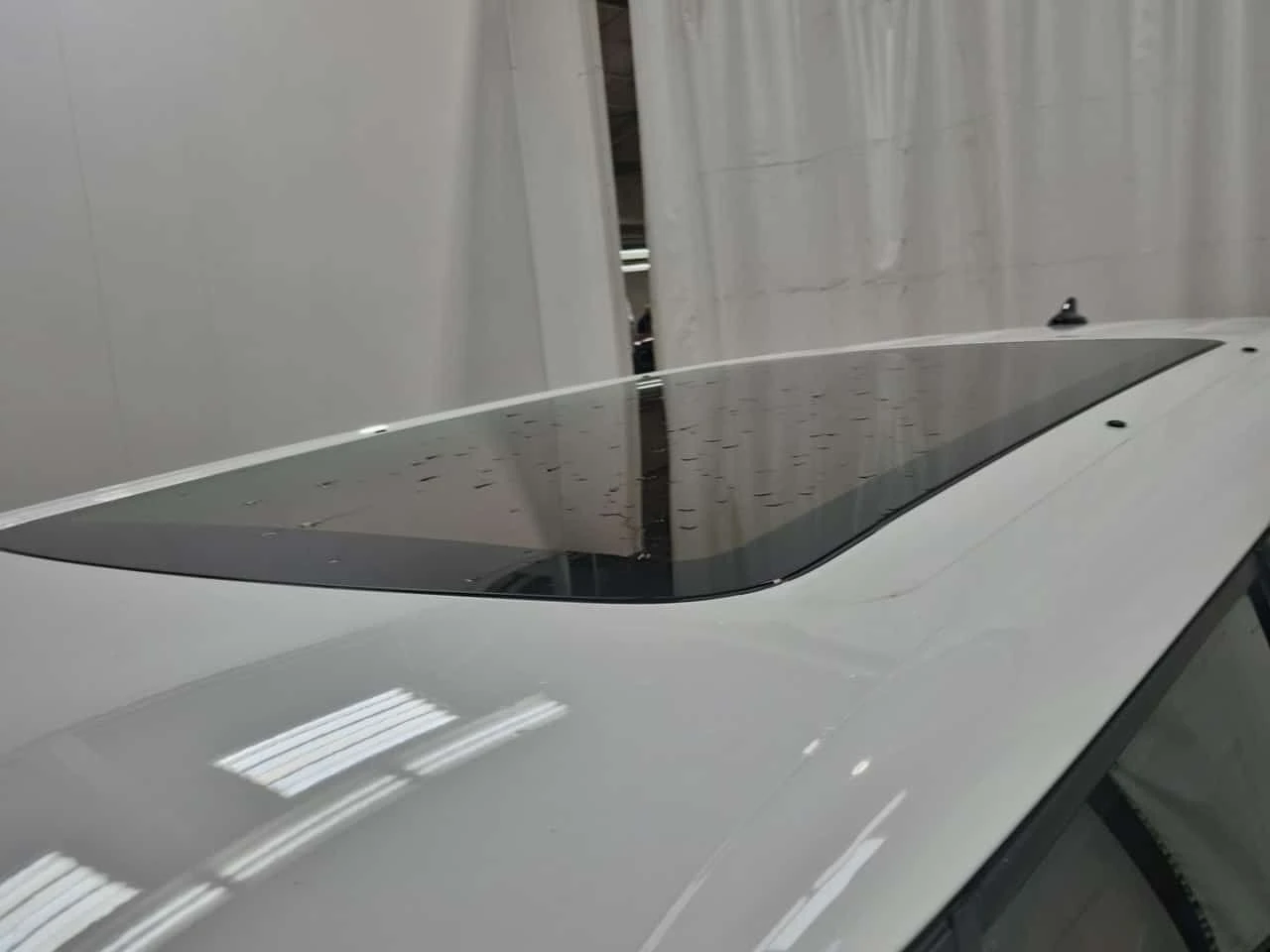 VW ID.Buzz 1ST EDITION * 360 КАМЕРИ* ОБДУХВАНЕ* ПАНО* CARFAX - изображение 7