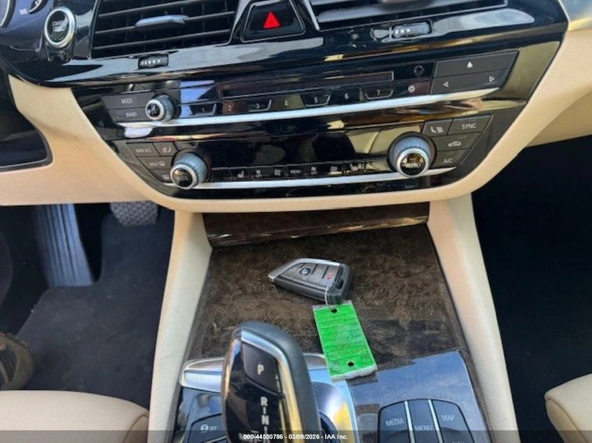 BMW 530E 2.0L I-4 DI, DOHC, VVT, TURBO, 180HP Rear Wheel, снимка 11 - Автомобили и джипове - 53840628