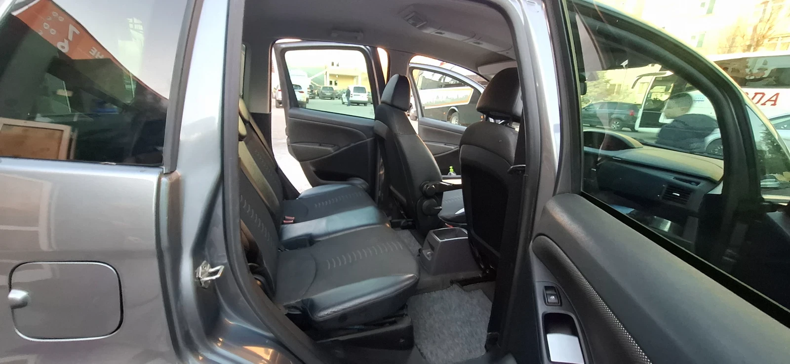 Fiat Idea, снимка 7 - Автомобили и джипове - 54518494