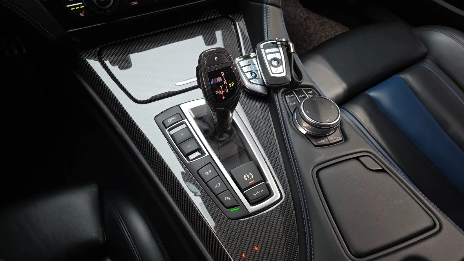 BMW 640 * ДИСТРОНИК * 360 * ДИГИТАЛНО * ПАНОРАМА, снимка 7 - Автомобили и джипове - 54585666