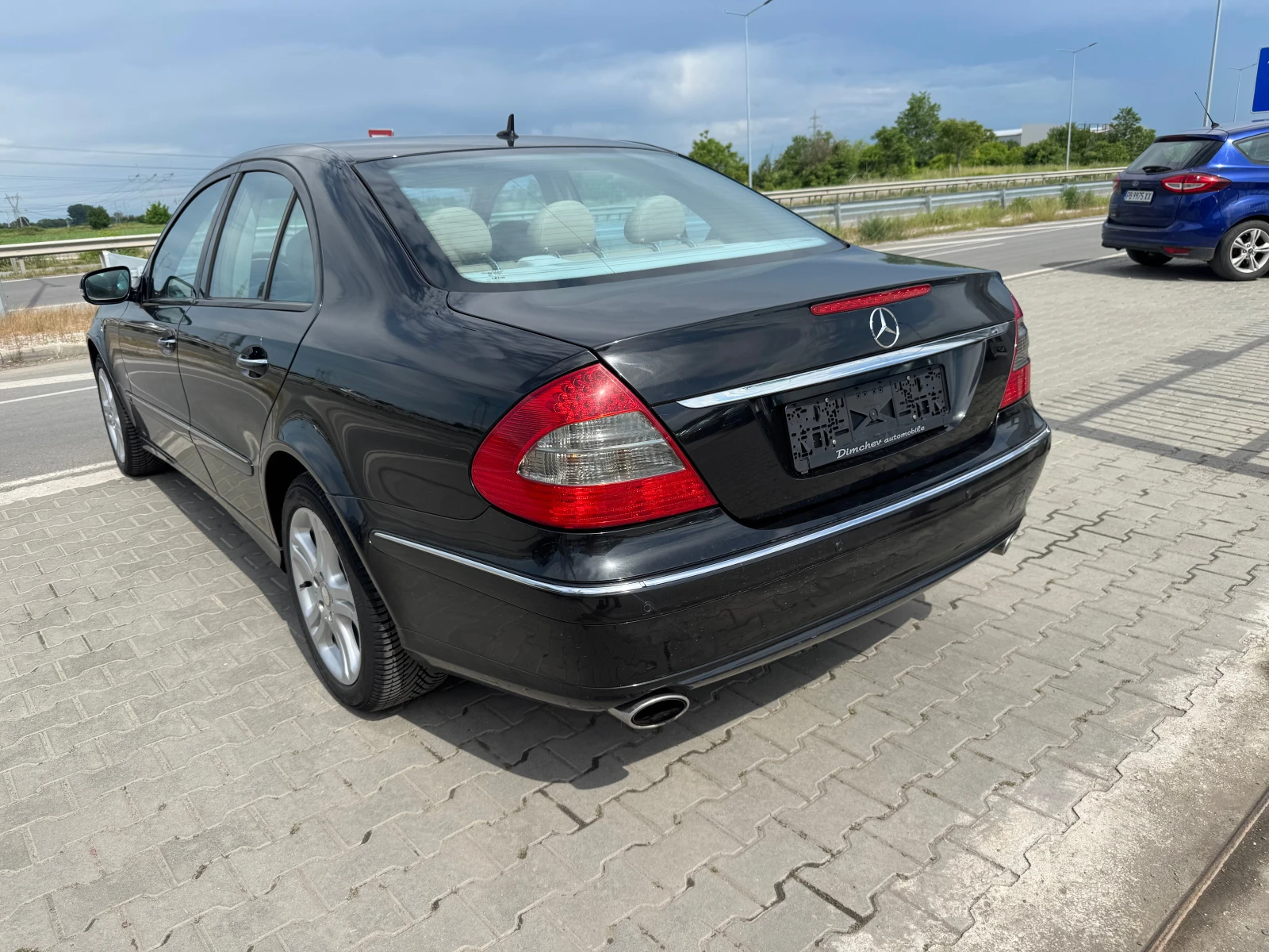 Mercedes-Benz E 320 CDI, снимка 7 - Автомобили и джипове - 54798411