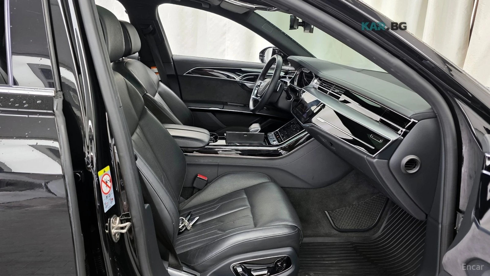Audi A8 QUATTRO / DISTRONIC / HEADUP / ОБДУХ / МАСАЖ , снимка 14 - Автомобили и джипове - 54919545