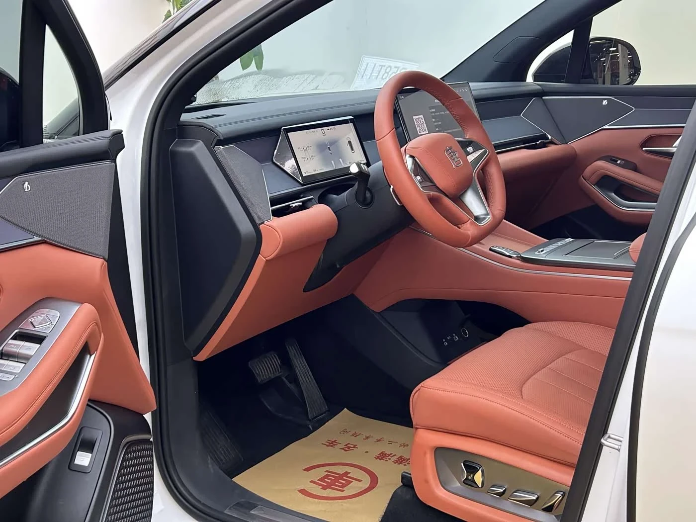 BYD Tang L Flagship Model 670 km LIDAR autogeorge.com, снимка 7 - Автомобили и джипове - 54997233
