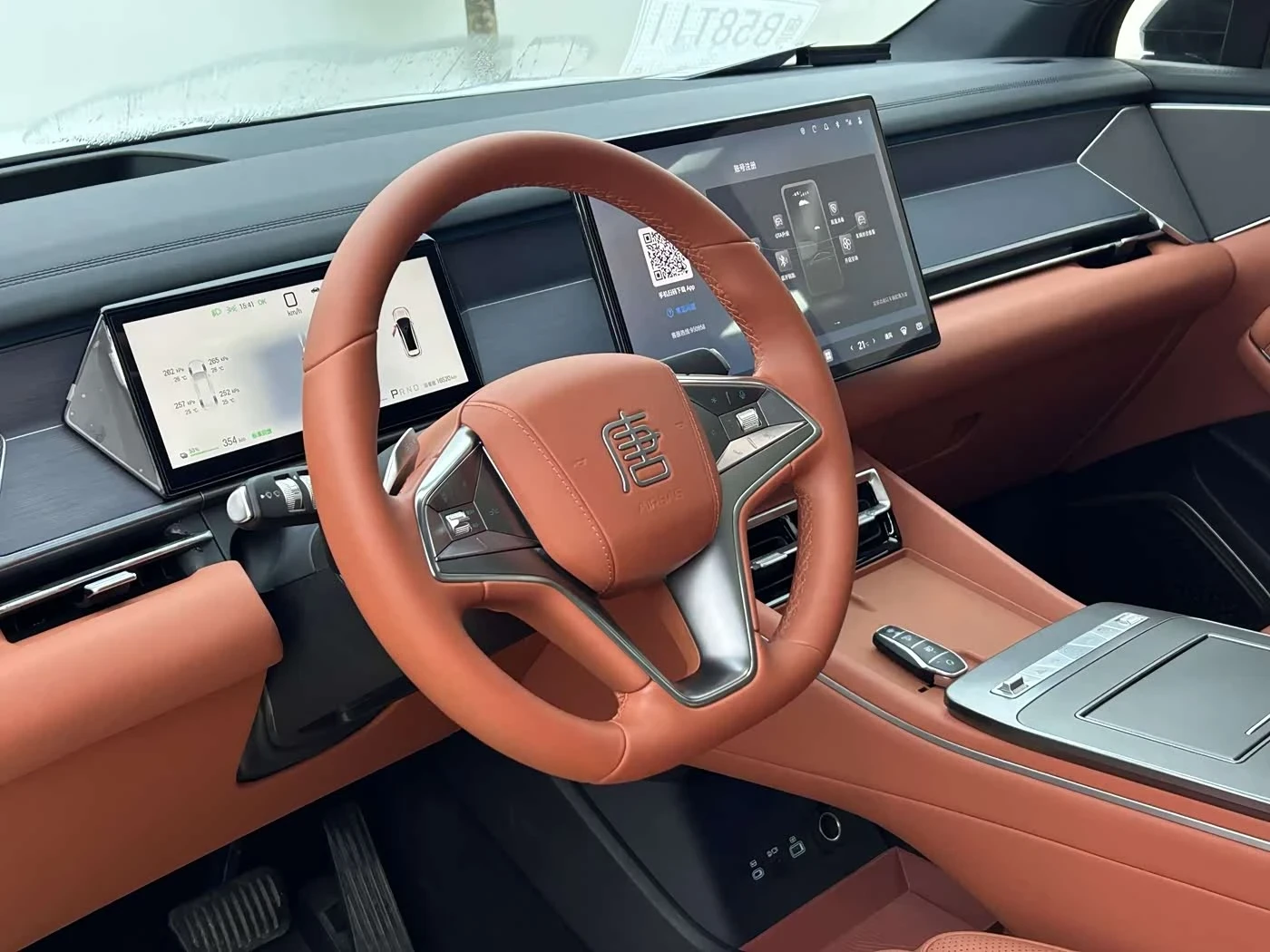 BYD Tang L Flagship Model 670 km LIDAR autogeorge.com, снимка 4 - Автомобили и джипове - 54997233