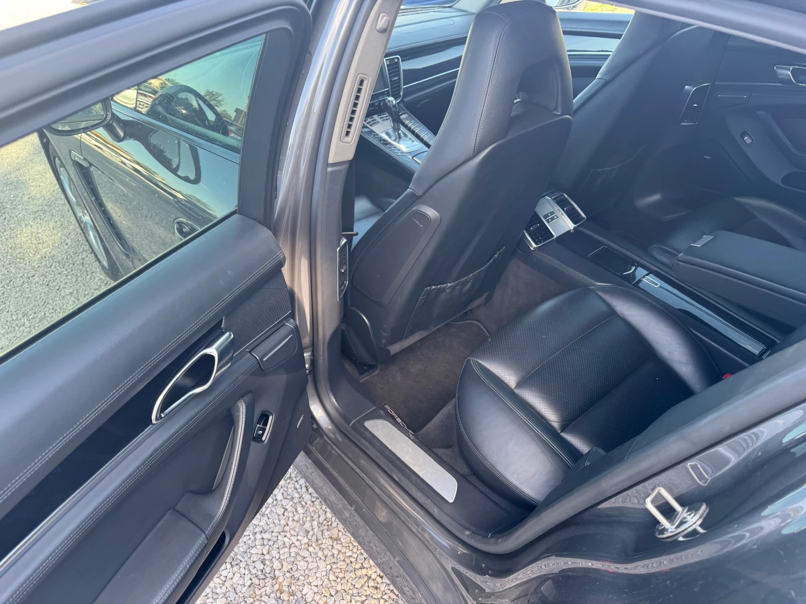 Porsche Panamera 3.0d / , снимка 9 - Автомобили и джипове - 55038288