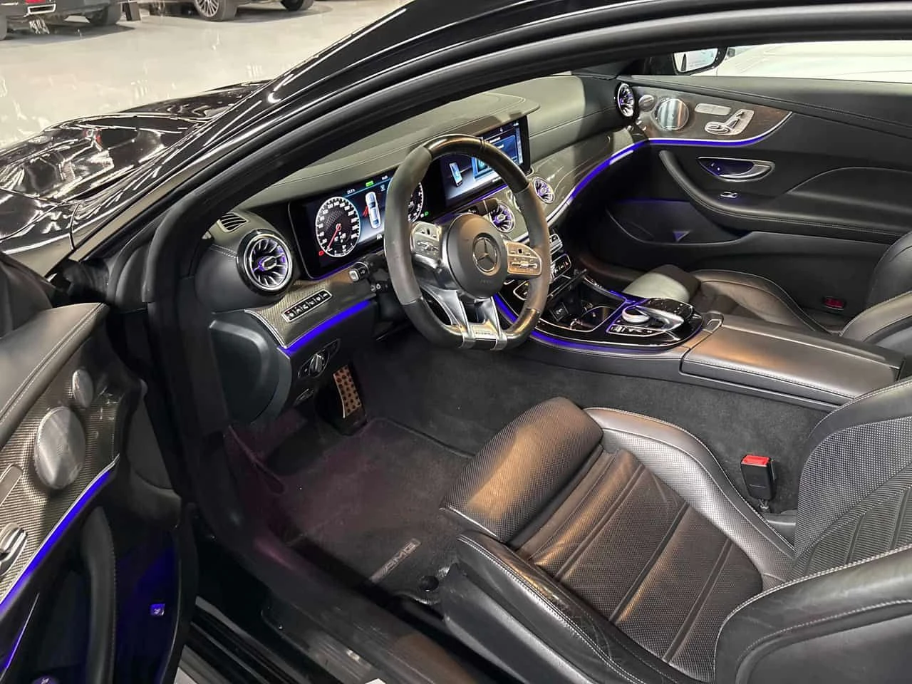 Mercedes-Benz E 53 AMG | АВТОКРЕДИТ БЕЗ ПЪРВОНАЧАЛНА ВНОСКА | , снимка 5 - Автомобили и джипове - 55452422