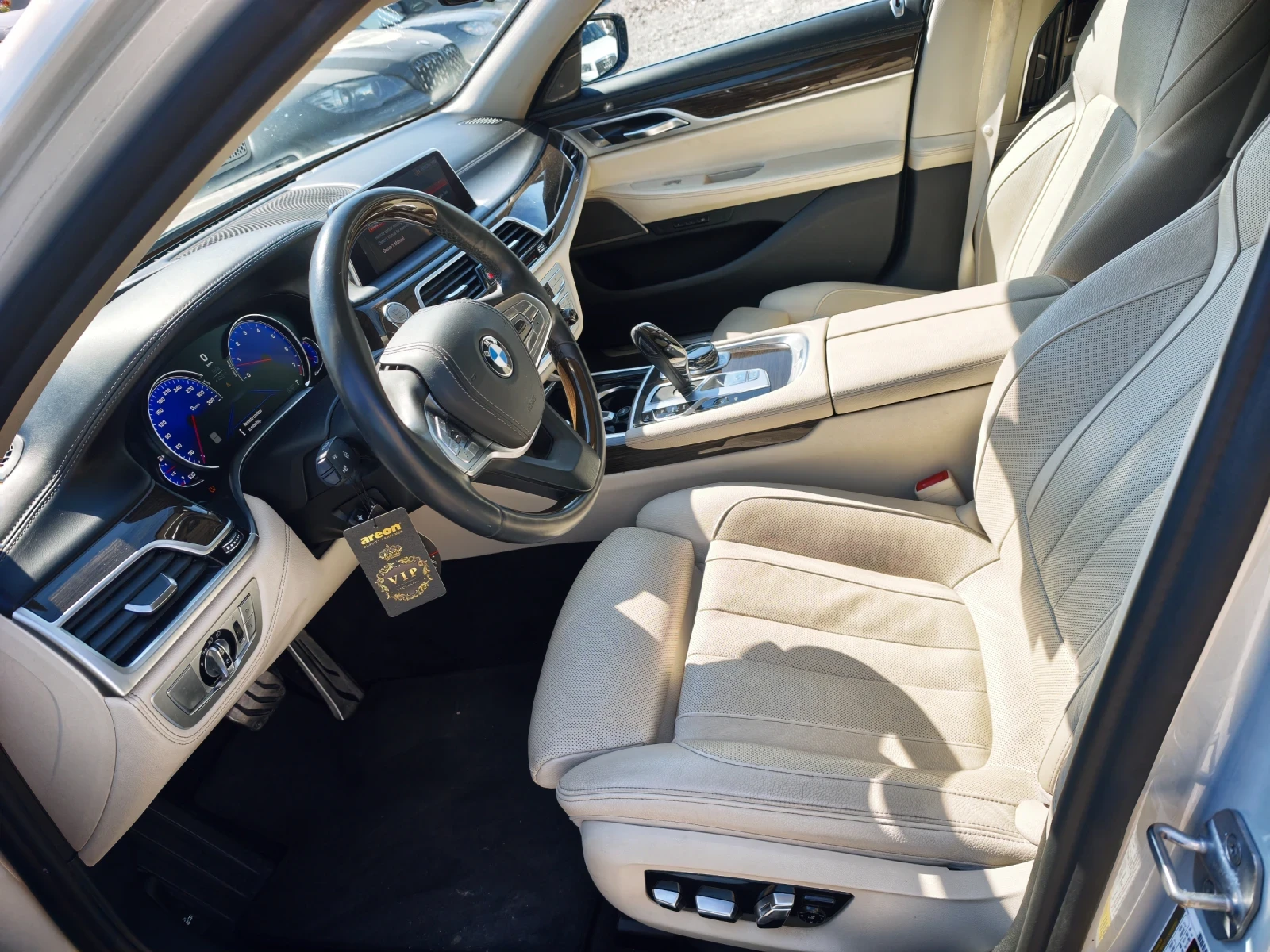 BMW 740 Б58, снимка 7 - Автомобили и джипове - 55648766