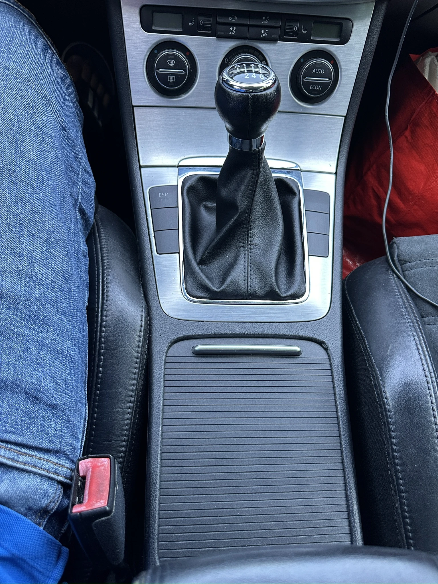 VW Passat BKP, снимка 13 - Автомобили и джипове - 55657328