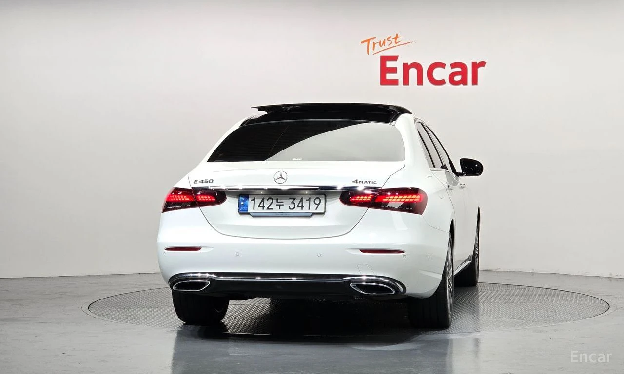 Mercedes-Benz E 450 4MATIC* BURMESTER* ОБДУХВАНЕ* LANE* ASSIST* 360КАМ, снимка 4 - Автомобили и джипове - 55695872