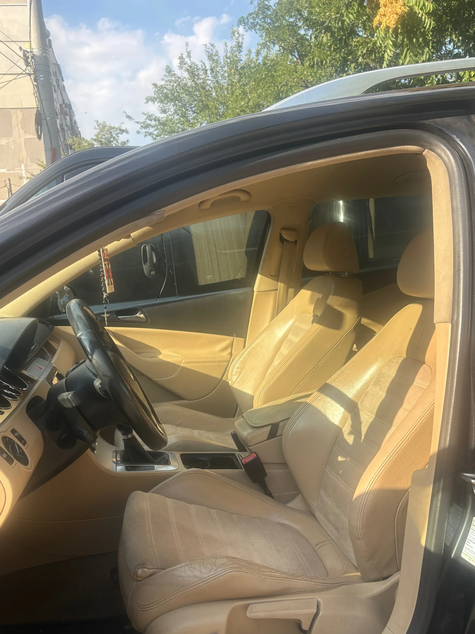 VW Passat, снимка 5 - Автомобили и джипове - 55970177