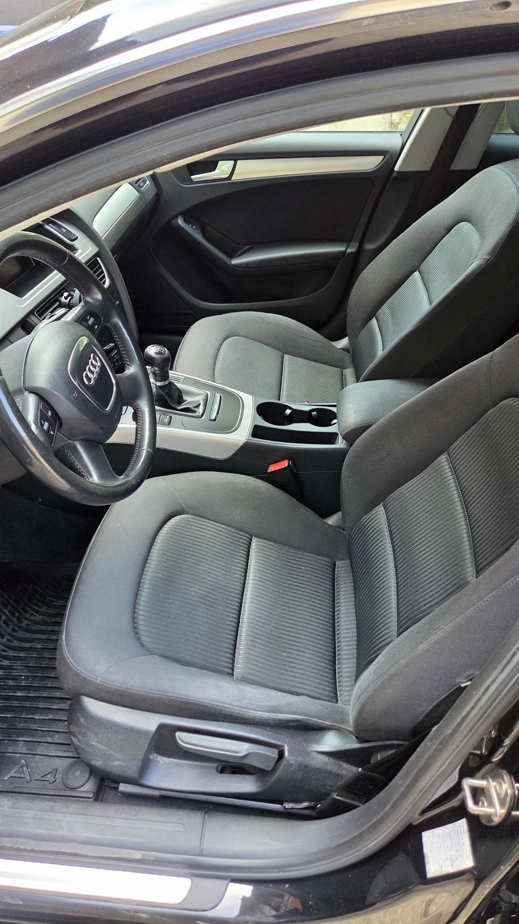 Audi A4, снимка 5 - Автомобили и джипове - 56059128