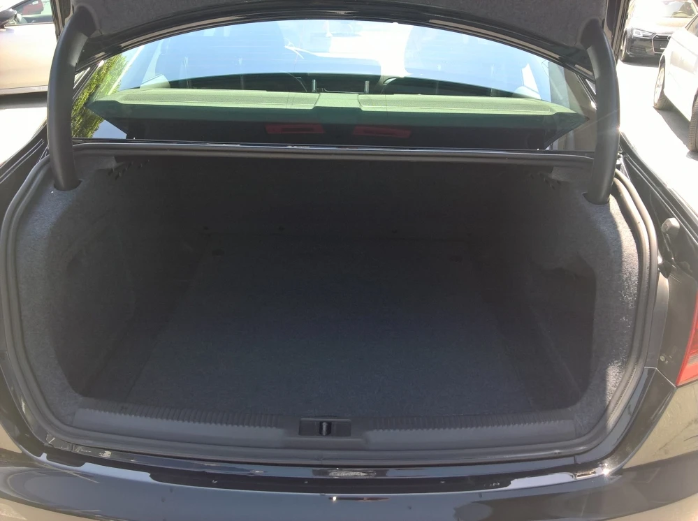 Audi A4, снимка 9 - Автомобили и джипове - 56059128