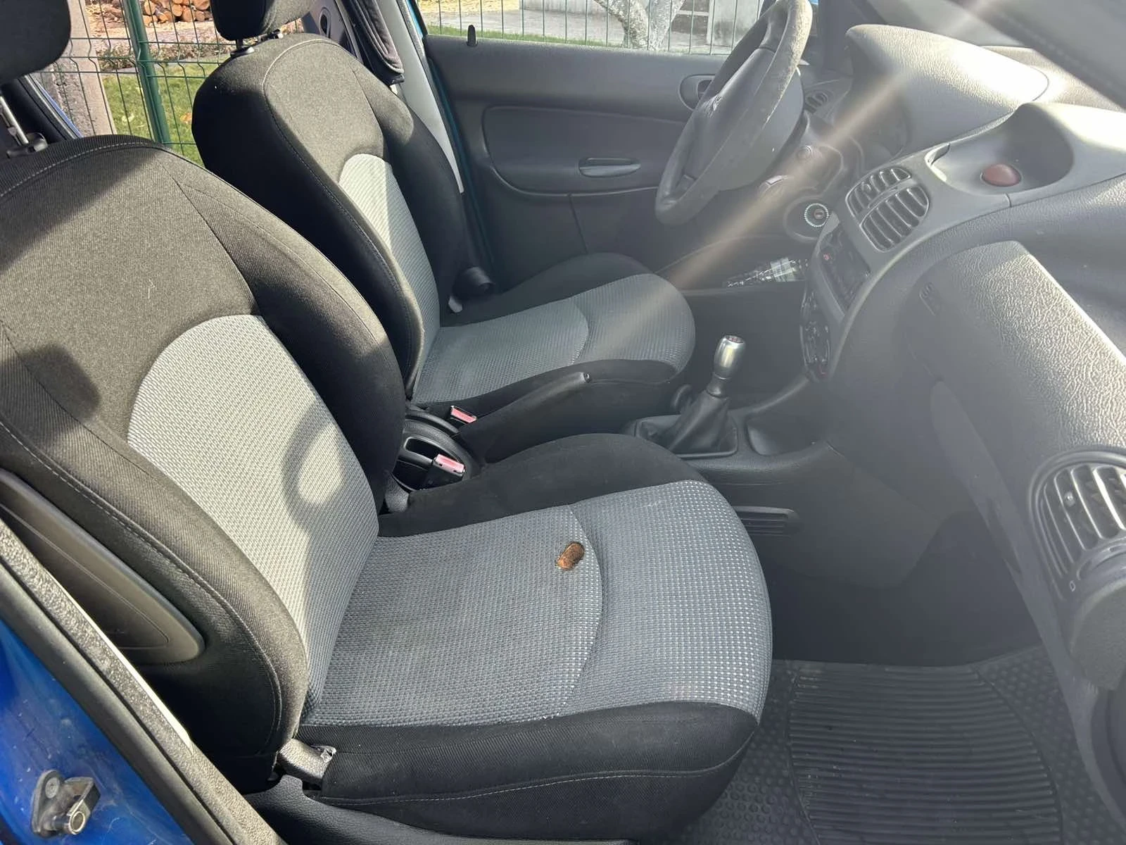 Peugeot 206, снимка 12 - Автомобили и джипове - 56598030