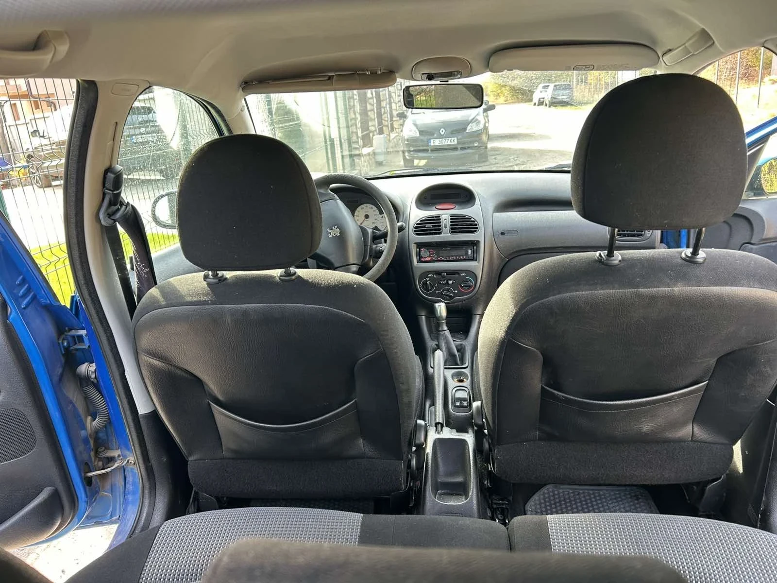 Peugeot 206, снимка 9 - Автомобили и джипове - 56598030