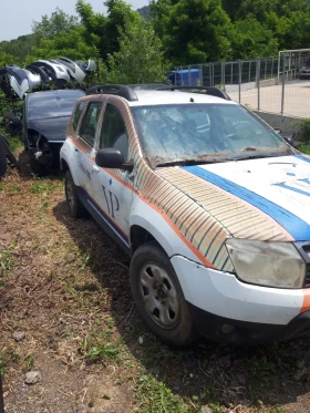 Dacia Duster 1.5 DCI НА ЧАСТИ , снимка 3
