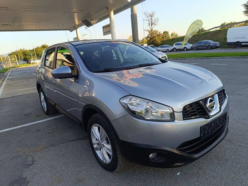 Nissan Qashqai 1.6i автоматик, снимка 3 - Автомобили и джипове - 47333885