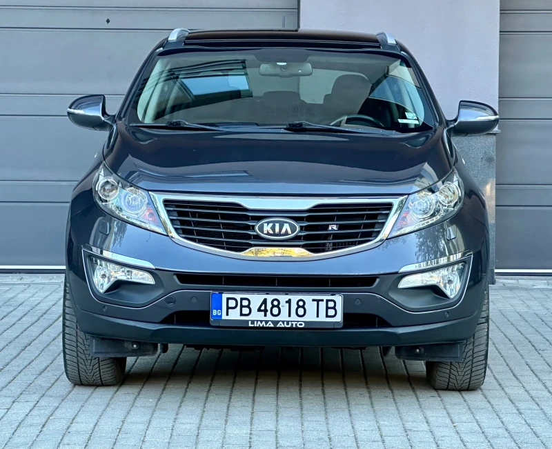 Kia Sportage 2.0CRDi 4x4 185hp / Pano / Navi / Keyless, снимка 2 - Автомобили и джипове - 47680706