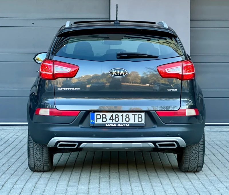 Kia Sportage 2.0CRDi 4x4 185hp / Pano / Navi / Keyless, снимка 5 - Автомобили и джипове - 47680706