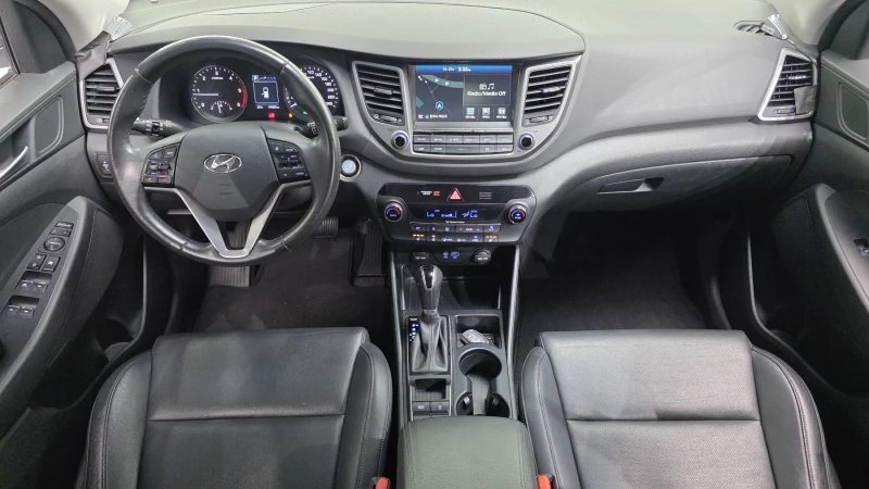 Hyundai Tucson 2.0 2WD MODERN autogeorge.com, снимка 6 - Автомобили и джипове - 51903721