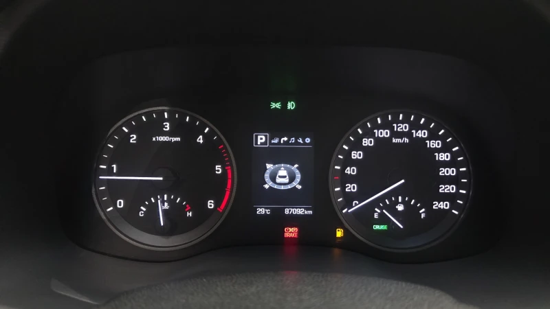 Hyundai Tucson 2.0 2WD MODERN autogeorge.com, снимка 7 - Автомобили и джипове - 51903721