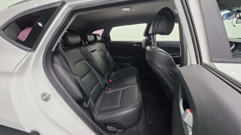 Hyundai Tucson 2.0 2WD MODERN autogeorge.com, снимка 17 - Автомобили и джипове - 51903721