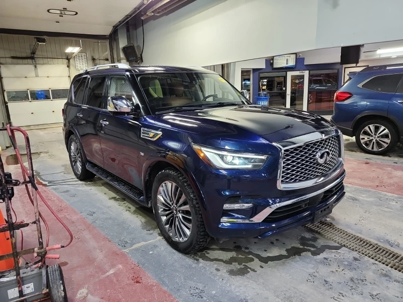 Infiniti QX80 LUXE| ПОДГРЕВИ И ОХЛАЖДАНЕ| 2 КЛЮЧА| 7 МЕСТЕН, снимка 2 - Автомобили и джипове - 53372214