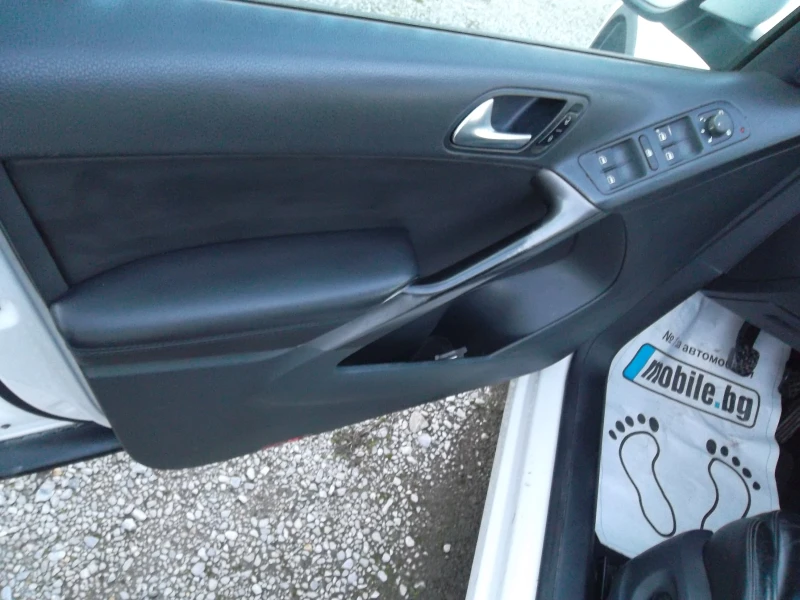 VW Tiguan 2.0TDI 4x4 offroad paket, снимка 6 - Автомобили и джипове - 53569714