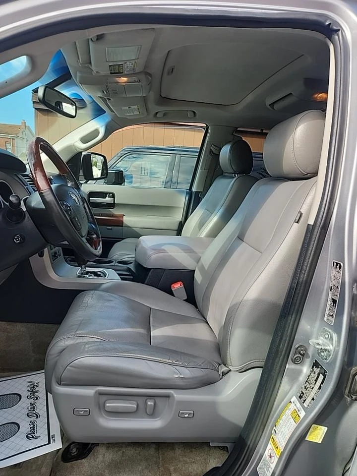 Toyota Sequoia PLATINUM EDITION 4WD* КРАЙНА ЦЕНА - изображение 9