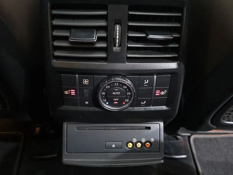 Mercedes-Benz GLE 4MATIC* HARMAN KARDON* DISTRONIC* 360* TV* PANO* , снимка 15 - Автомобили и джипове - 55336435
