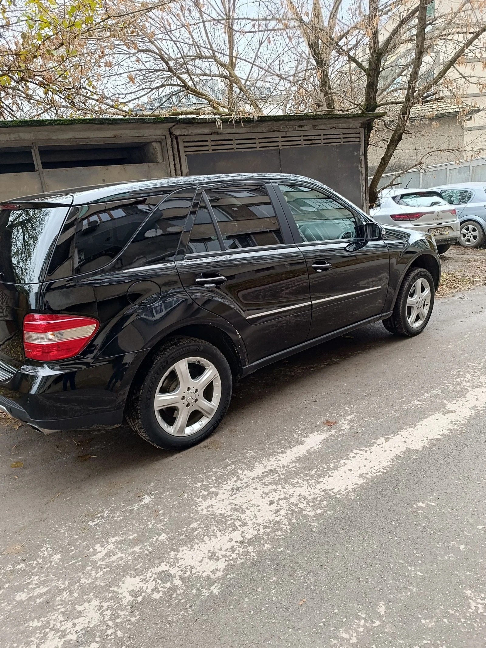 Mercedes-Benz ML 350  - изображение 3