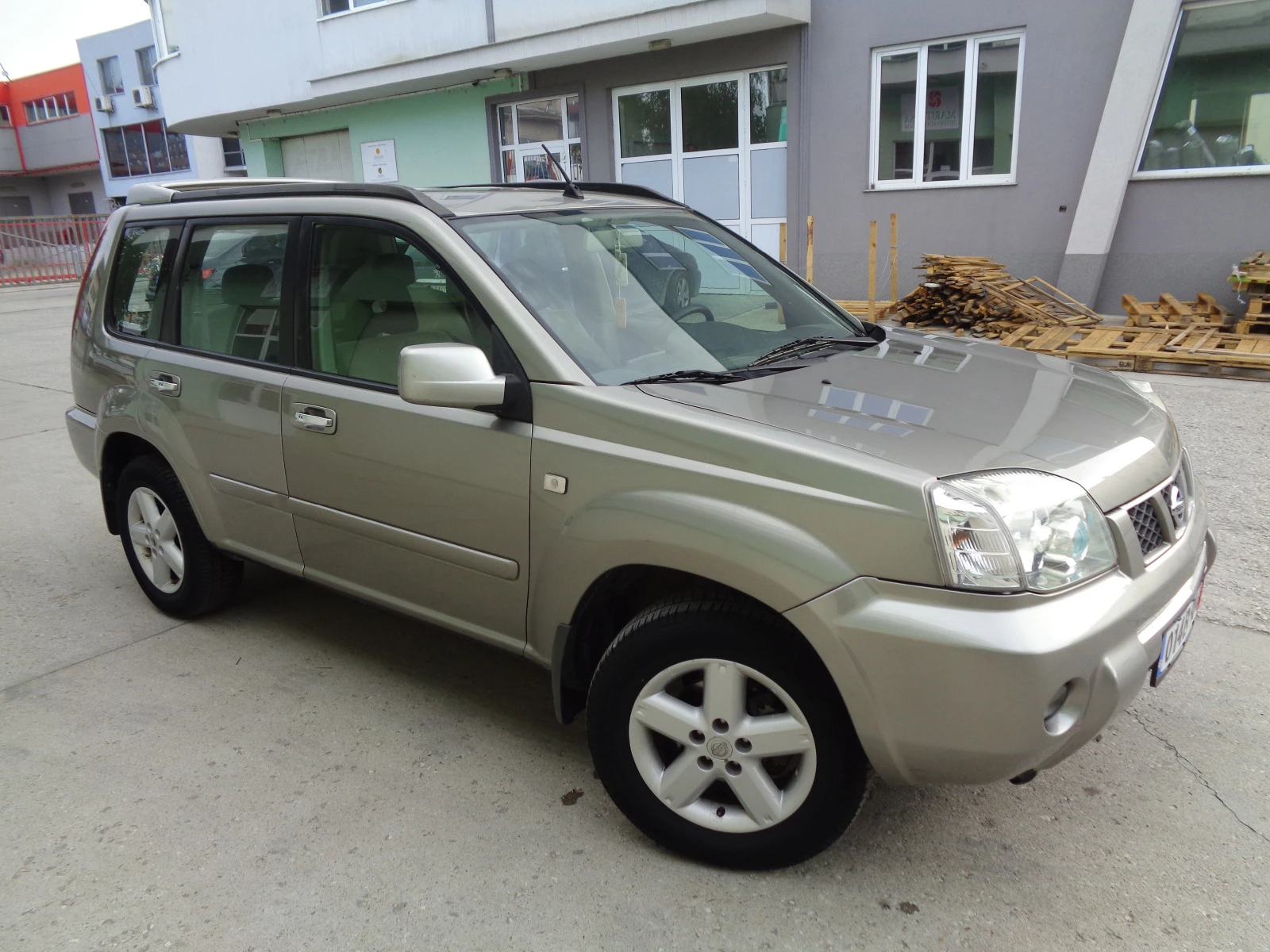 Nissan X-trail 2.2D ЛИЗИНГ - изображение 2